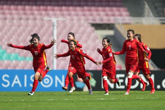 Đội nữ Việt Nam giành vé dự World Cup, CĐV Đông Nam Á nể phục chiến tích lịch sử