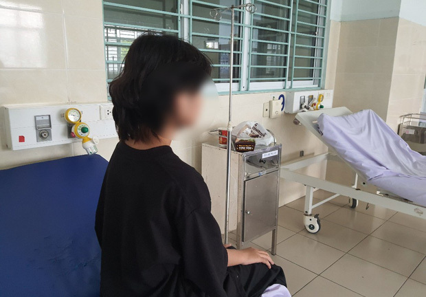 Sức khỏe của thiếu nữ 15 tuổi tự tử khi mang thai, giờ ra sao?