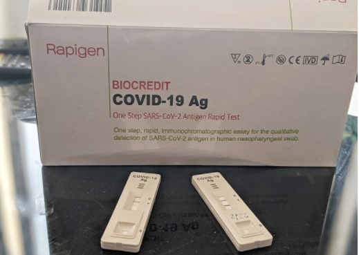 Hà Nội hoả tốc chỉ đạo xử lý việc loạn giá kit test, thuốc điều trị COVID-19