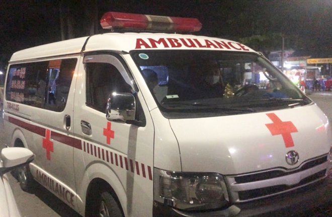 Xe cấp cứu bị chặn khi vào bệnh viện chở bệnh nhân: Giám đốc BVĐK Quảng Ngãi lên tiếng