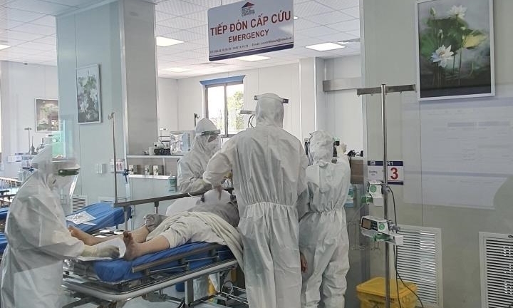 Tin tức thời sự mới nóng nhất 24/3: F0 nặng nhập viện ở Hà Nội giảm