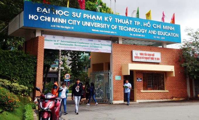 Bộ GD&ĐT yêu cầu phục chức cho Hiệu phó ĐH Sư phạm Kỹ thuật TP.HCM