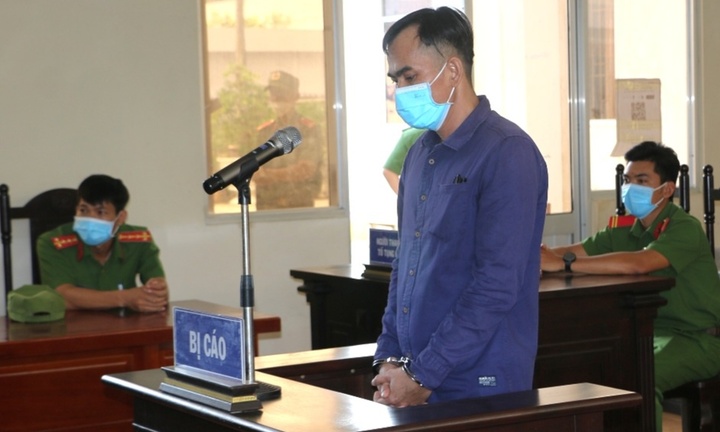 Cay cú vì xin lại
