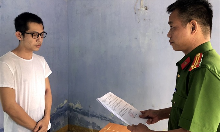 Biển thủ tiền của công ty, đối tượng 8X dính 