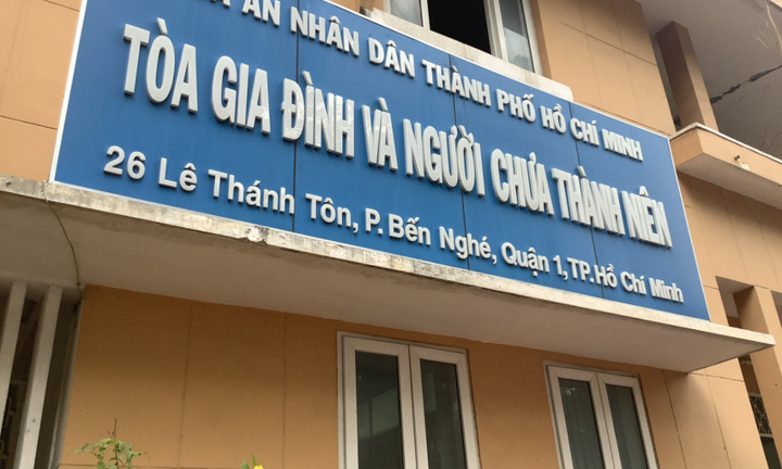 Mẹ ruột đập đầu con gái 3 tuổi xuống nền nhà dẫn đến tử vong
