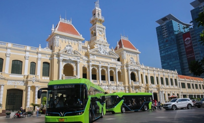 Tin thời sự mới nóng nhất 4/6: Sở GTVT đề xuất mở thêm 12 tuyến buýt mới ở TP.HCM