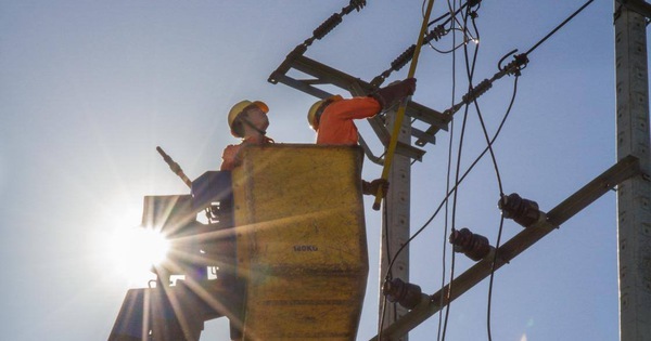 Tiêu thụ điện lập kỷ lục do nắng nóng như thiêu đốt