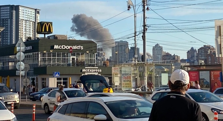 Ukraine: Kyiv bị tấn công bằng tên lửa dẫn đường