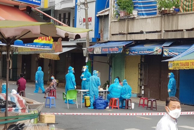 Tin thời sự mới nóng nhất 30/6: TP.HCM cảnh báo nguy cơ dịch COVID-19 quay trở lại
