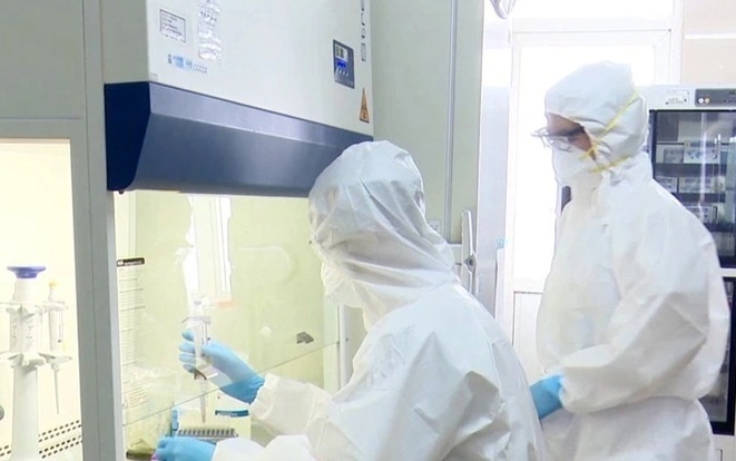 Bệnh viện đa khoa Ninh Bình mua kit test Việt Á giá cao bất thường như thế nào?