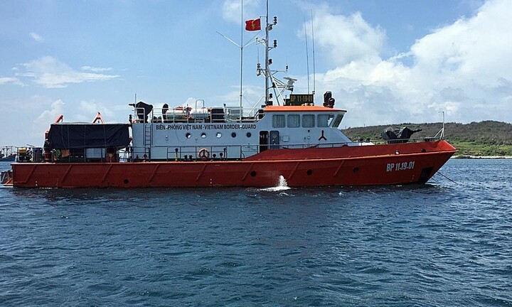 Vụ tàu cá Bình Thuận chở 15 người mất liên lạc: 4 thuyền viên được cứu sống