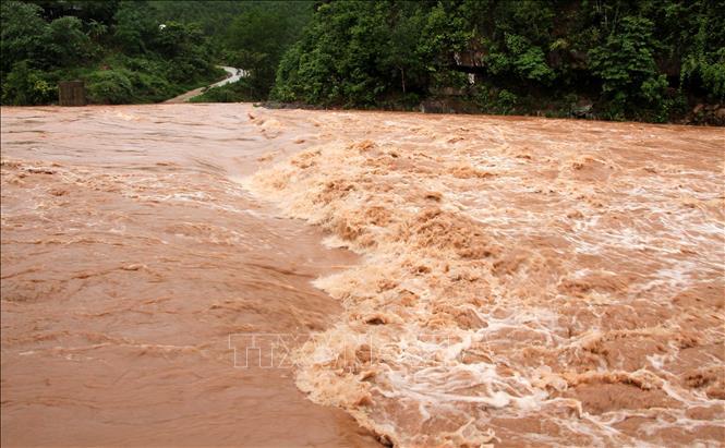 Tin thời sự mới nóng nhất 8/8: Cảnh báo nguy cơ lũ quét, sạt lở đất tại khu vực vùng núi Bắc Bộ