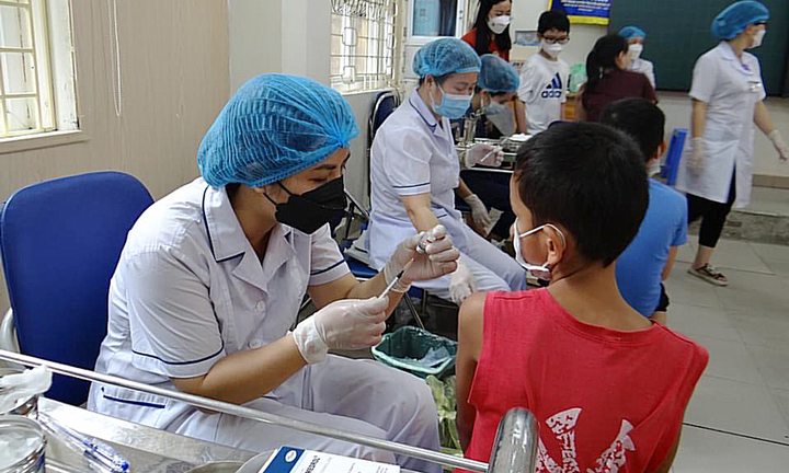 Tin thời sự mới nóng nhất 25/8: Số ca mắc mới Covid-19 ở Hà Nội liên tục tăng