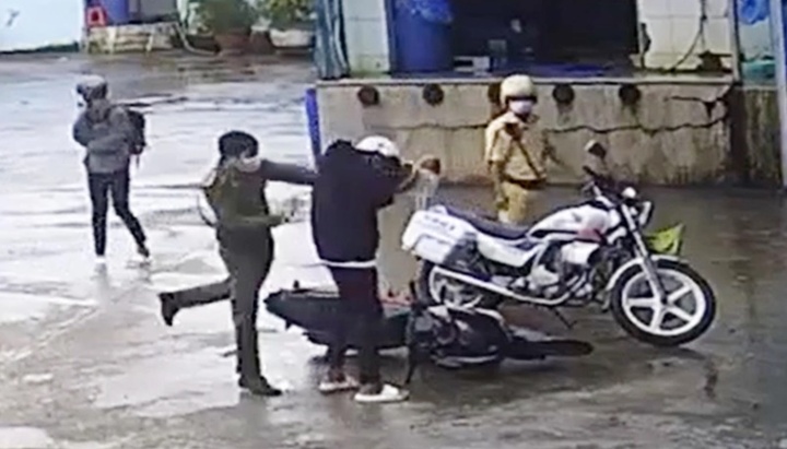 Vụ 3 cảnh sát đánh 2 thiếu niên: Sóc Trăng tổ chức họp báo 