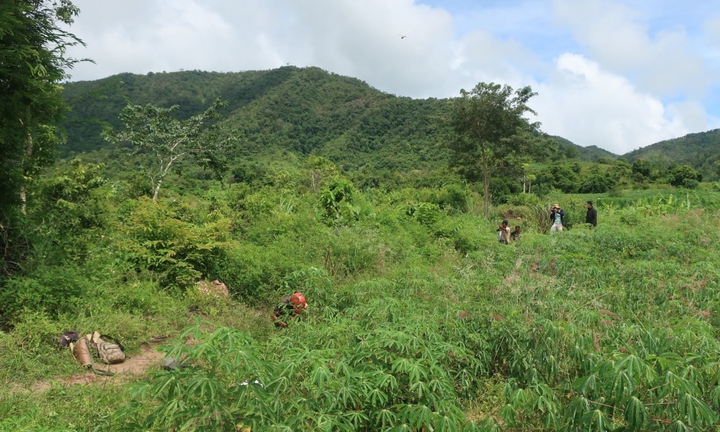 Dùng súng tự chế đi săn rồi bắn chết người: Nhầm là gà rừng