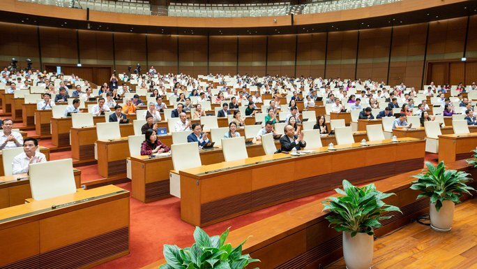 Quốc hội chốt mức tăng trưởng GDP năm 2023 khoảng 6,5%