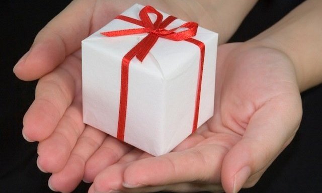 Sở GD&ĐT TP.HCM không tiếp khách, nhận hoa quà ngày 20/11