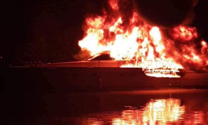 Giải cứu 3 người khỏi du thuyền bốc cháy ngùn ngụt trên sông Sài Gòn