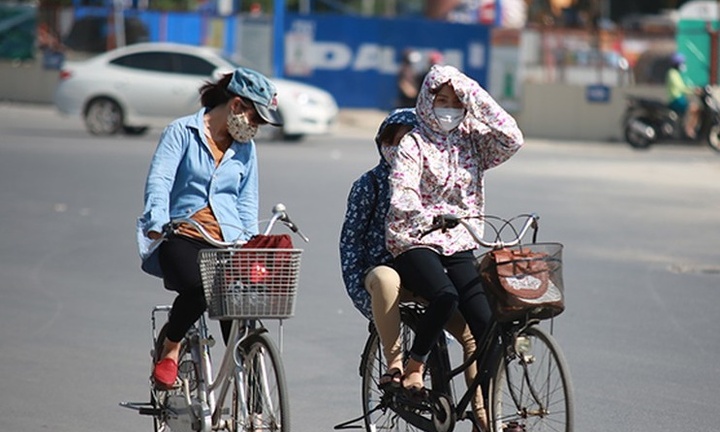 Vì sao mùa đông đến sớm nhưng lại có xu hướng ấm hơn?