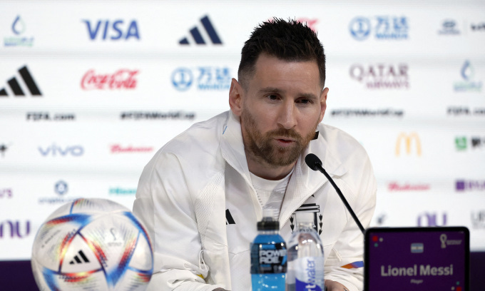 Messi tiết lộ về việc tập luyện riêng trước thềm Argentina gặp Saudi Arabia