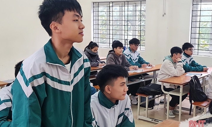 Hà Tĩnh: 91 học sinh có điểm IELTS cao được đặc cách học sinh giỏi tỉnh