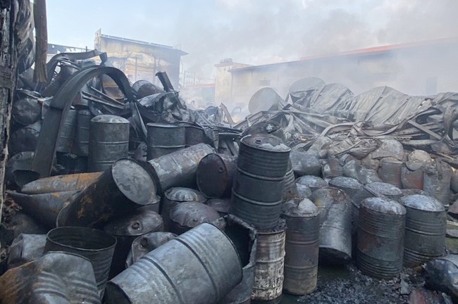 Vụ phát hiện bộ xương cháy đen trong vụ hỏa hoạn: Giám định AND