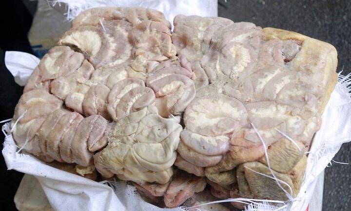 Tin thời sự mới nóng nhất 4/1: Hà Tĩnh tiêu hủy gần 1 tấn nội tạng động vật 