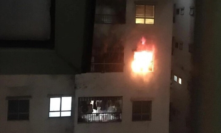 Hà Nội: Cháy chung cư, cảnh sát kịp thời hướng dẫn 100 người thoát nạn