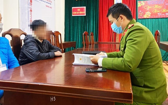 Thiếu tiền tiêu xài, nhóm thiếu niên trộm heo đất trong các trường học 