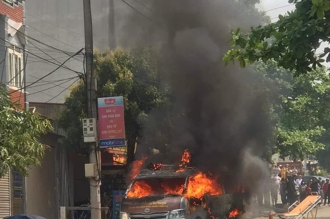 Vụ xe cấp cứu bị cháy rụi ở Điện Biên: Nạn nhân là sản phụ câm điếc bẩm sinh, bị bỏng nặng