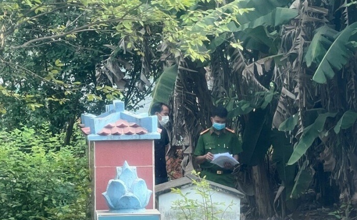 Bình Dương: Điều tra vụ người đàn ông chết bất thường trong nghĩa trang 