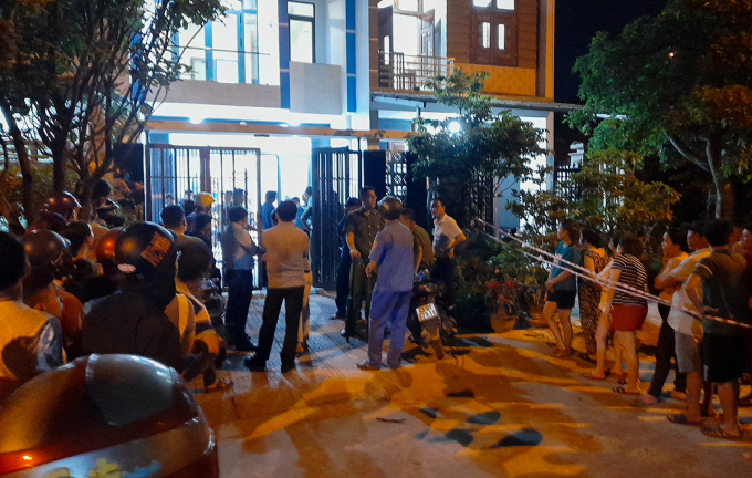 Vụ 2 bé gái sinh đôi tử vong bất thường ở Đà Nẵng: Mẹ nhảy cầu được cứu sống