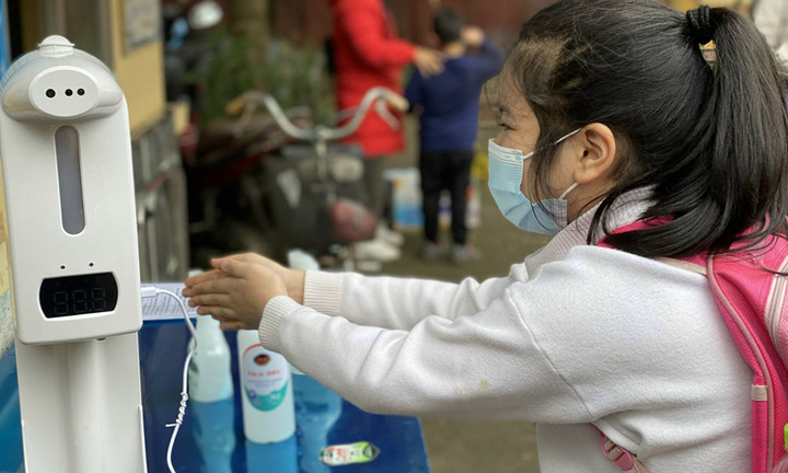 Bộ GD&ĐT yêu cầu ngăn chặn dịch COVID-19, không để lây lan trong trường học