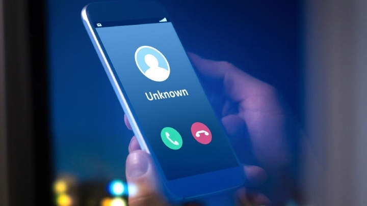 Nhận cuộc gọi của người giả danh cán bộ công an, người đàn ông mất 2,2 tỷ đồng 