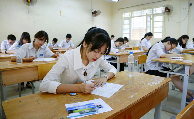 Thi vào lớp 10 năm học 2023-2024: Khi nào Hà Nội chốt danh sách các điểm thi?