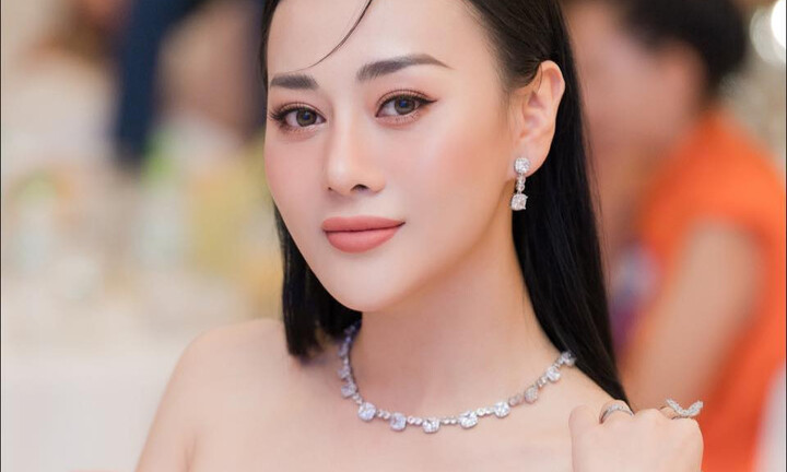 Những mối tình kín tiếng của Phương Oanh trước khi đăng ký kết hôn với Shark Bình