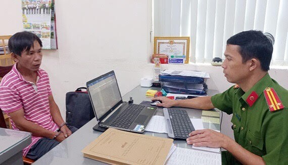 Mang súng cướp 925 triệu đồng ở ngân hàng, người đàn ông lĩnh 20 năm tù 
