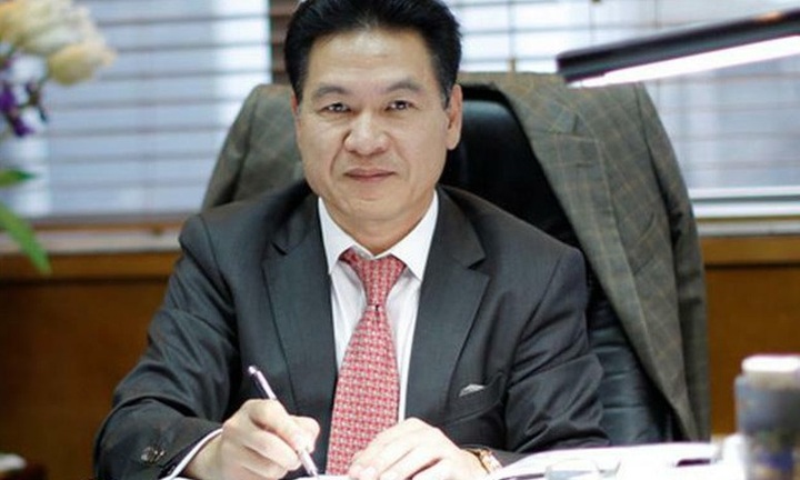 Thương vụ dịch chuyển tài sản trăm tỷ của cha con đại gia thép Hòa Phát