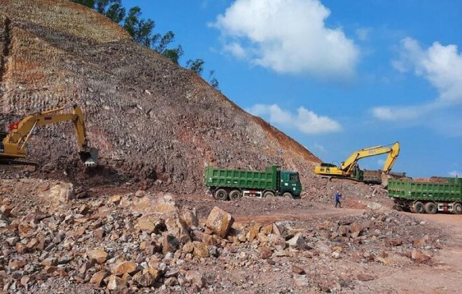 Loạt doanh nghiệp thi công cao tốc chậm tiến độ lọt