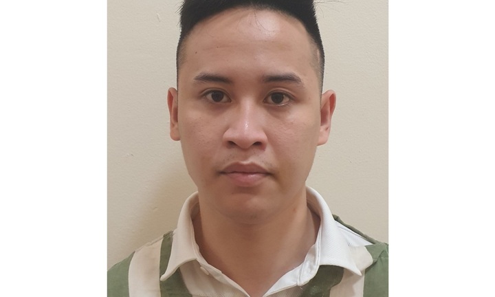 Hà Nội: Khởi tố đối tượng rồ ga, hất văng cụ bà xuống đường do mâu thuẫn việc đỗ xe