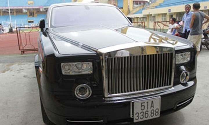Những chiếc Rolls Royce, biển đẹp