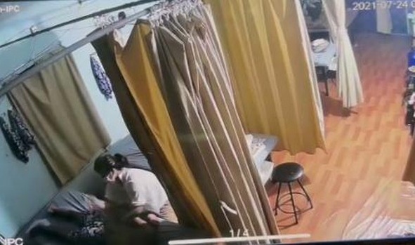 Lén hoạt động bất chấp lệnh giãn cách, chủ quán massage, khách và tiếp viên dính