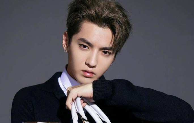 Nóng: Ngô Diệc Phàm bị bắt vì tình nghi hiếp dâm trẻ vị thành niên, bạo đỏ thẫm Weibo