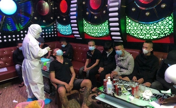 Quảng Ngãi: Quán karaoke - massage Đông Đô Hải mở cửa đón khách 