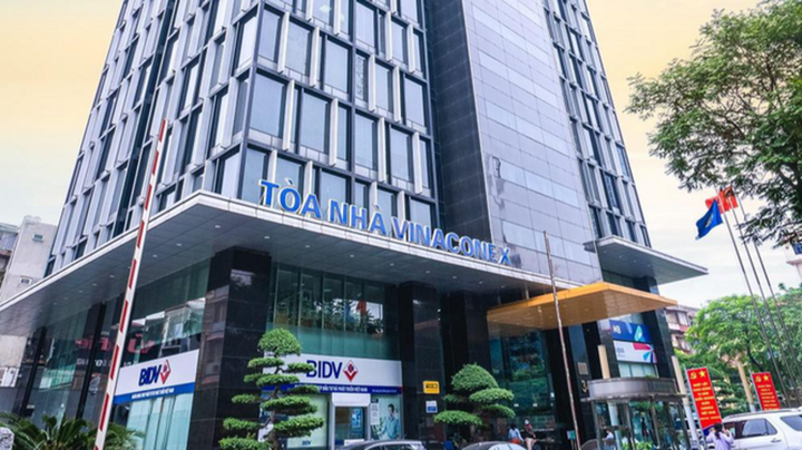 Hàng loạt doanh nghiệp từ lãi hóa lỗ sau soát xét