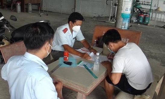 Cần Thơ: Bán xăng dầu kém chất lượng, 2 cơ sở bị phạt gần 125 triệu đồng