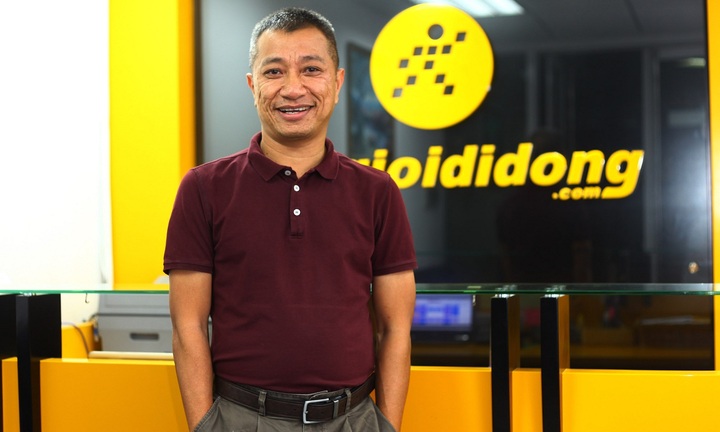 Đại gia Nguyễn Đức Tài ngồi ghế