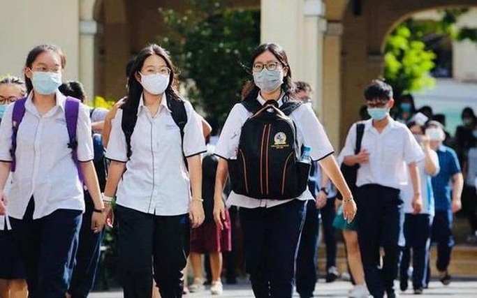 Hà Nội dự kiến cho 100% học sinh lớp 7 đến lớp 12 được đến trường sau Tết Nguyên đán