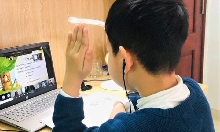 Hàng loạt địa phương cho học sinh tạm dừng học trực tiếp vì dịch COVID-19