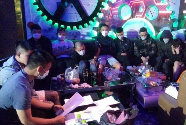 Nhóm nam nữ tổ chức bay lắc trong nhà hàng ở Đà Lạt